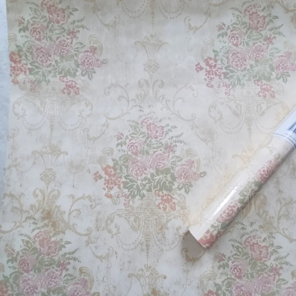 Wallpaper Vintage Handpainted Rose in Planter